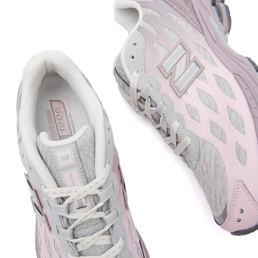 New Balance 1906W Sneaker Purple